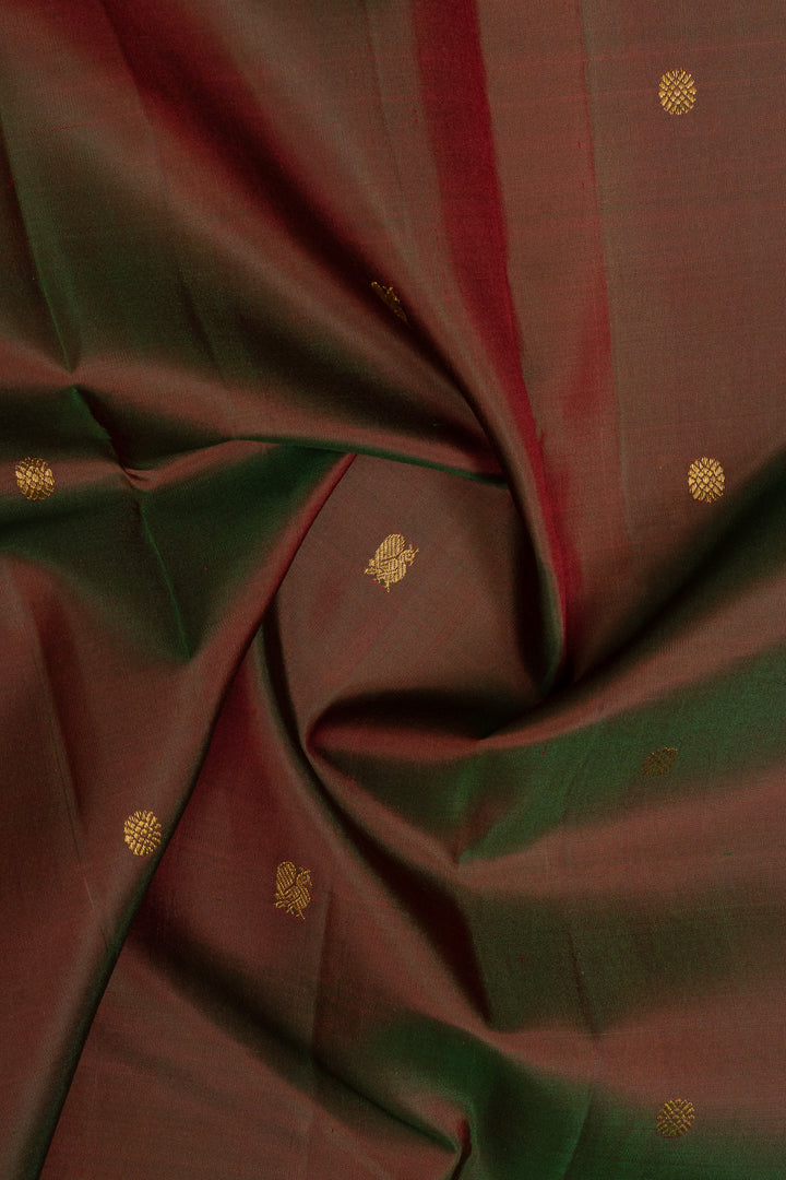 Mandhulir red small border pure kanchipuram silk saree