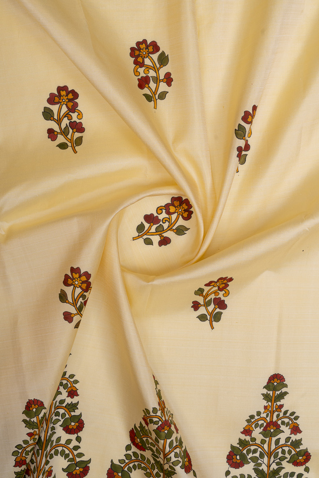 Cream Handpainted artistic Kanjivaram silk saree