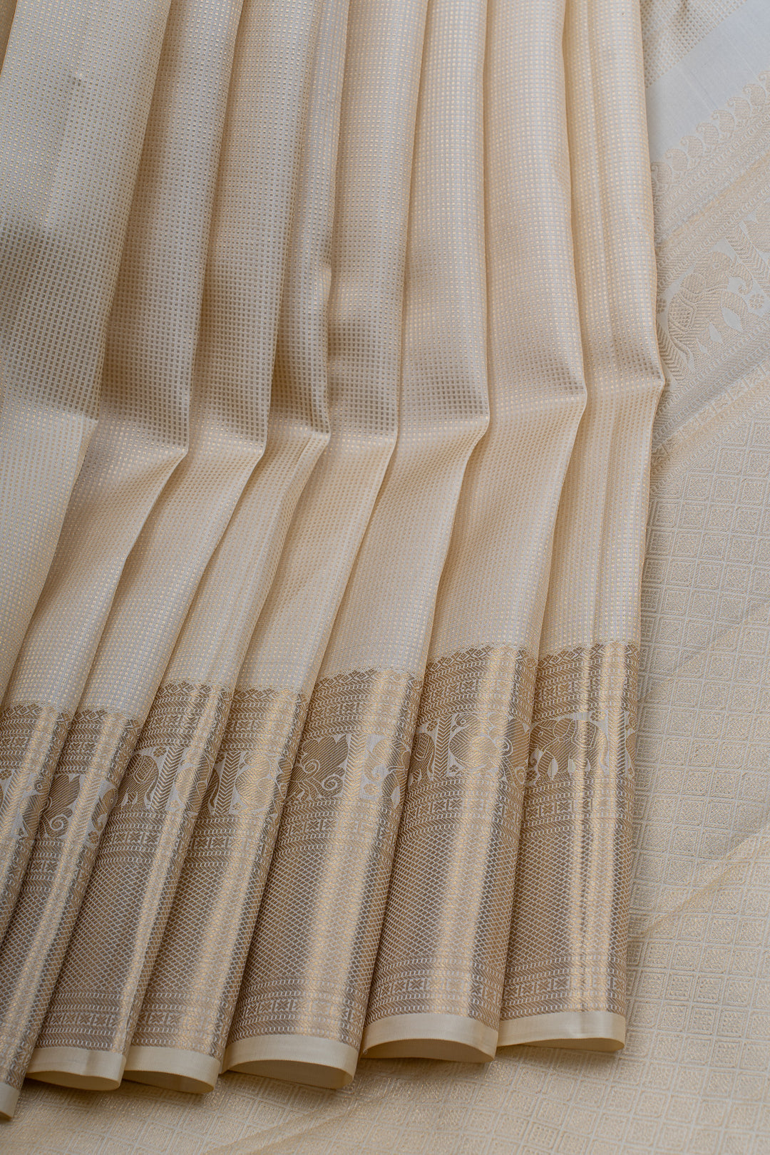 Ivory brocade pure Kanchipuram silk saree