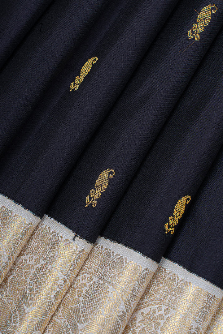 Black and ivory traditional pure kanchipuram silk saree