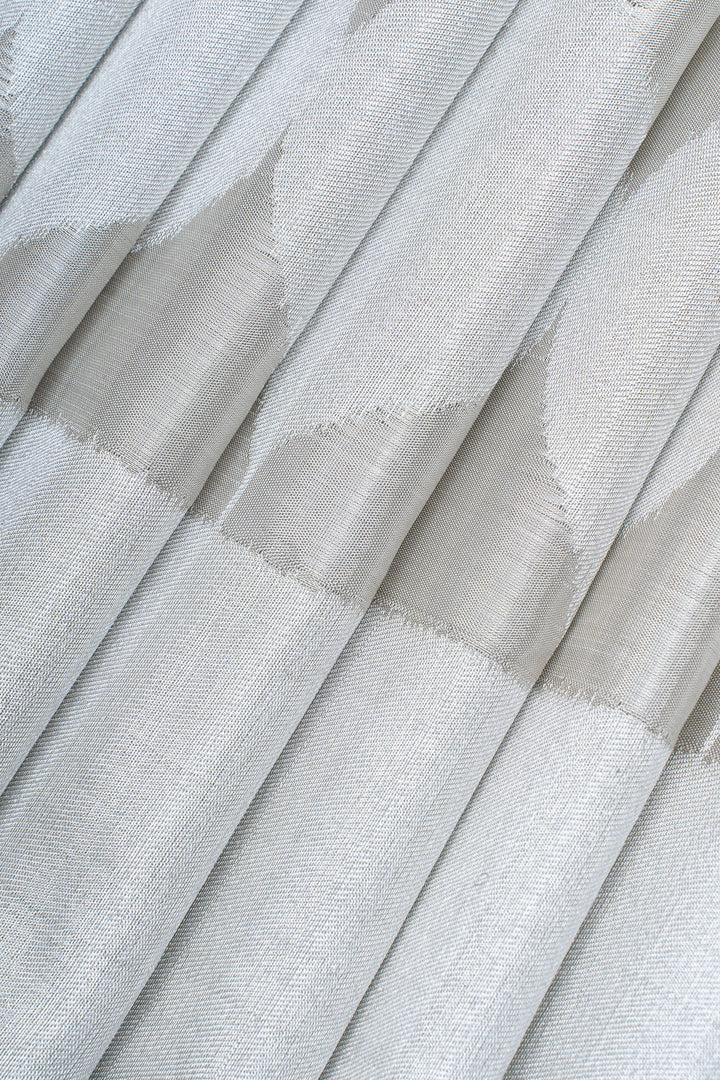 Silver and gold tissue 8 Kol pure kanchipuram silk saree