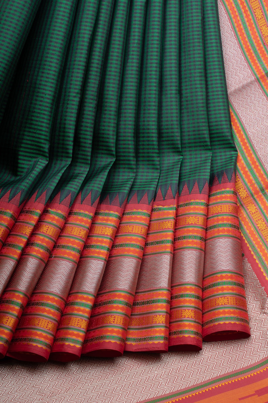 Green threadwork pure kanchipuram silk saree