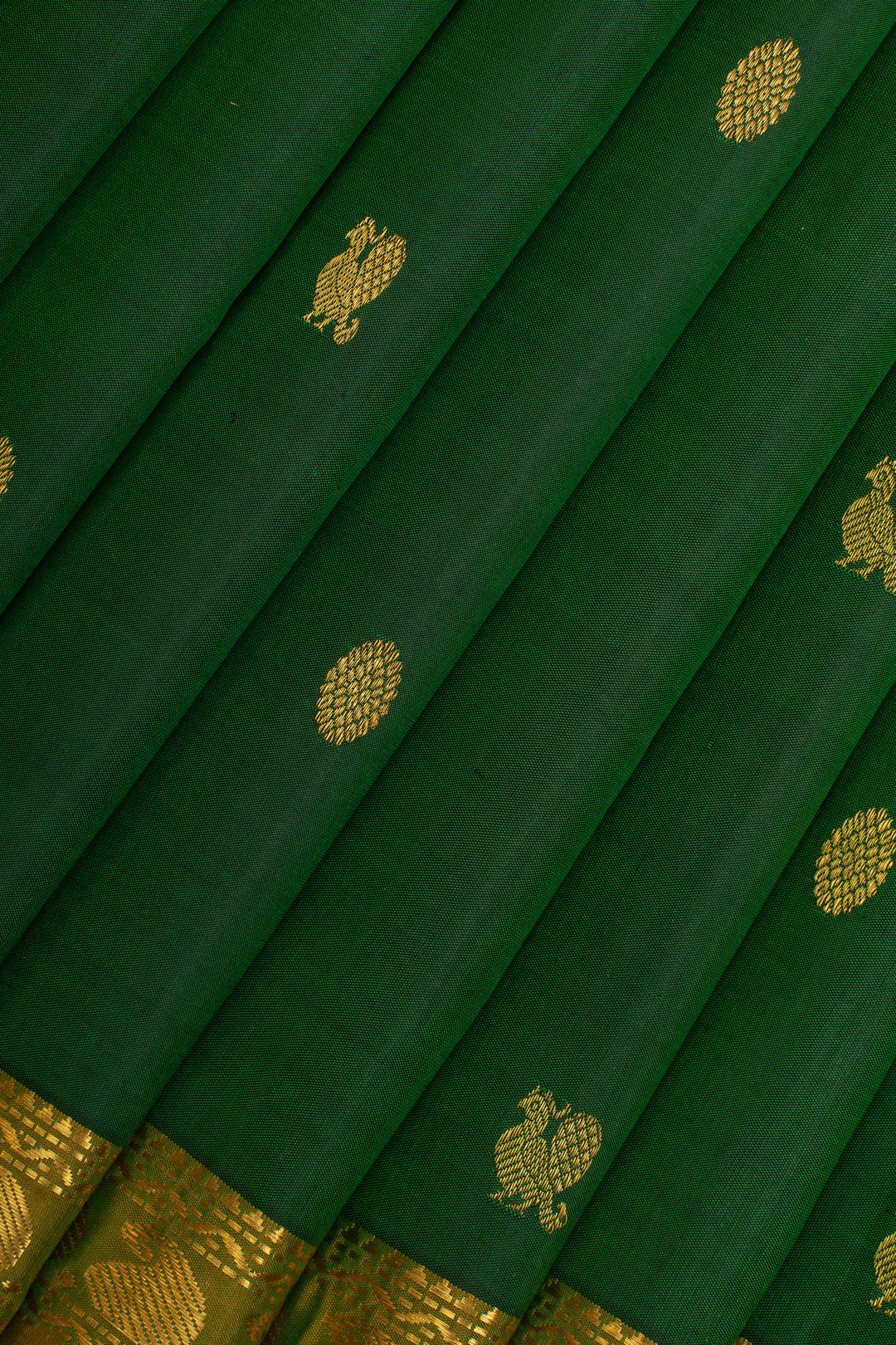 Emerald green traditional pure kanchipuram silk saree