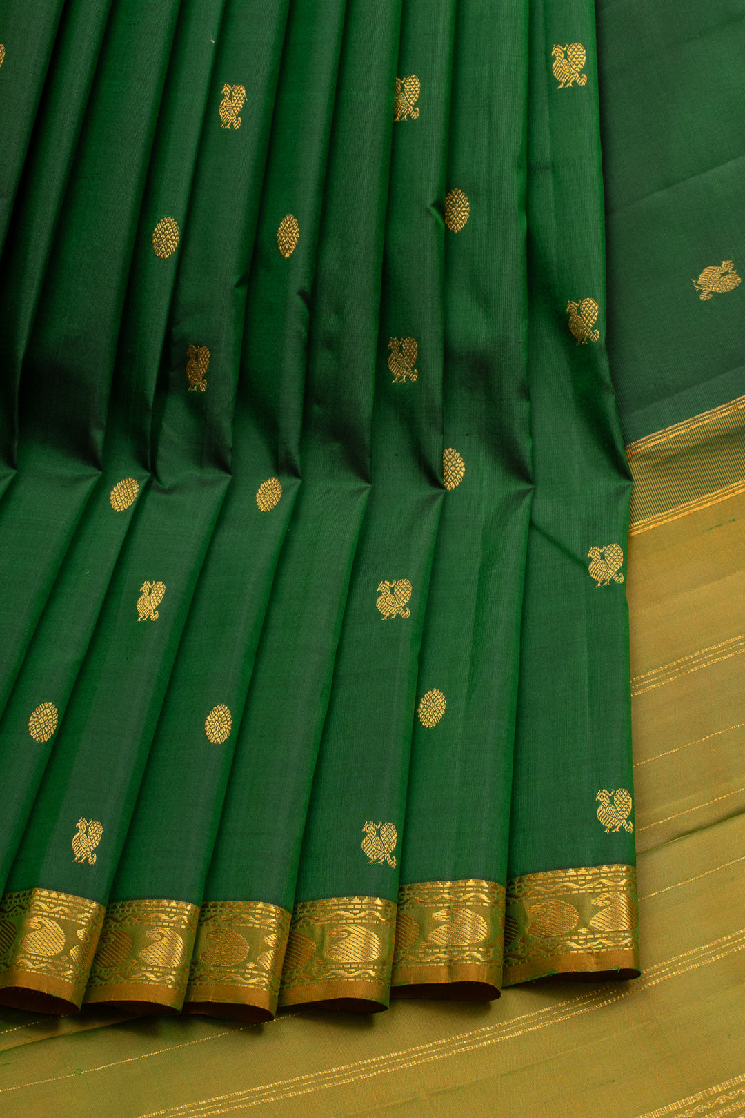 Emerald green traditional pure kanchipuram silk saree
