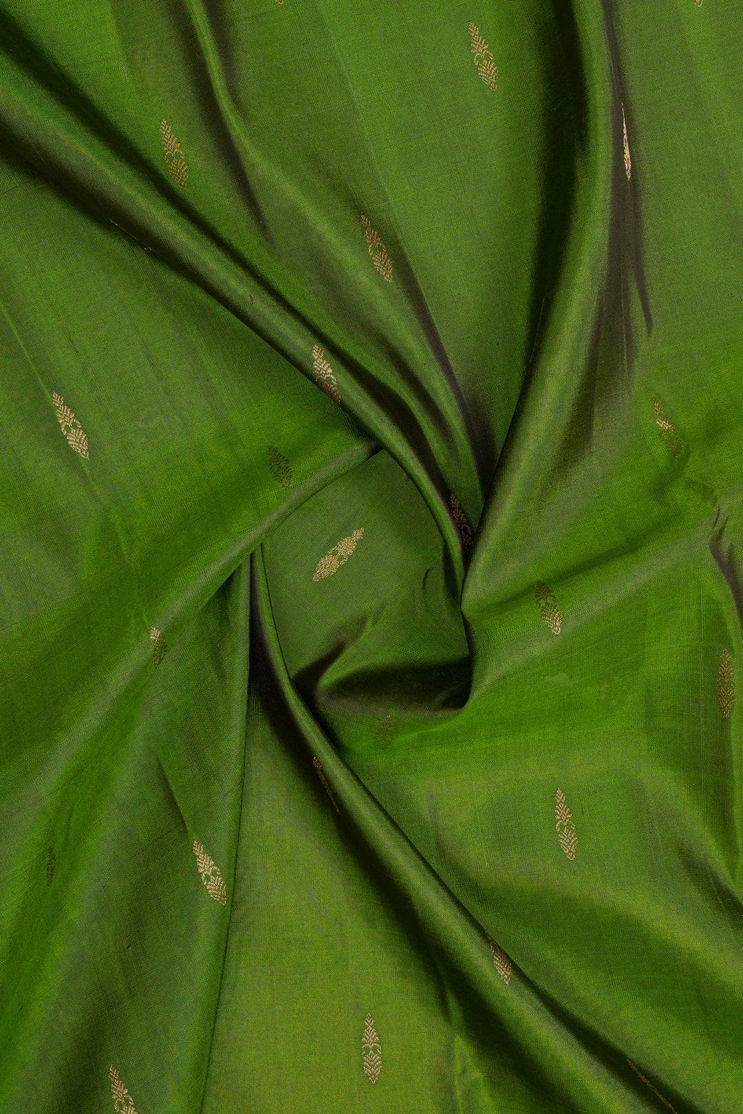 Bottle green traditional pure kanchipuram silk saree