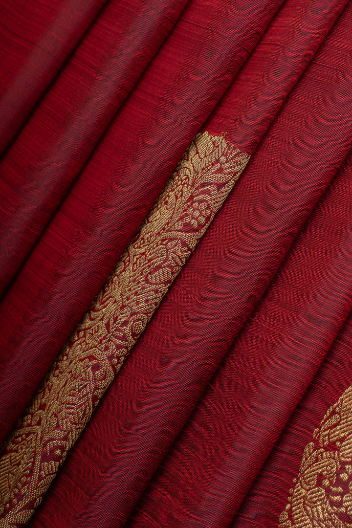 Maroon borderless pure Kanchipuram silk saree