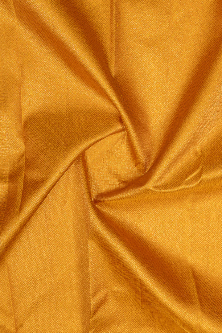 Yellow turning border  pure kanchipuram silk saree