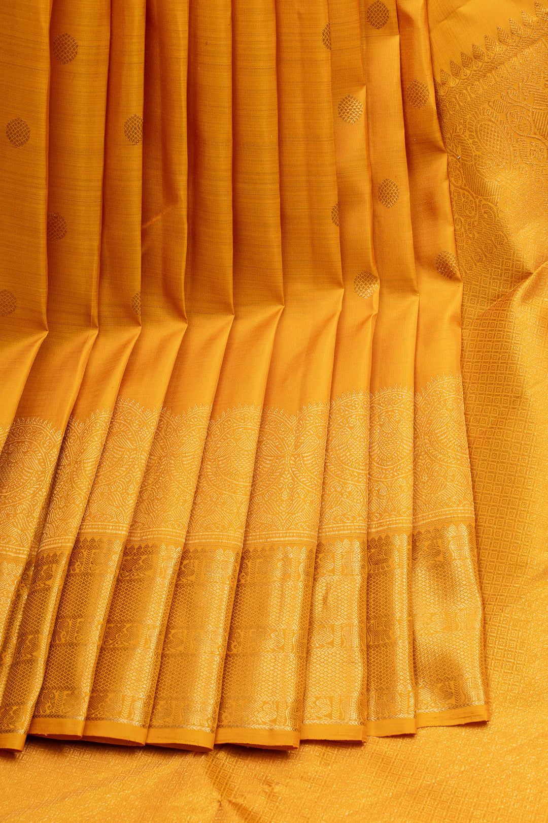 Yellow turning border  pure kanchipuram silk saree