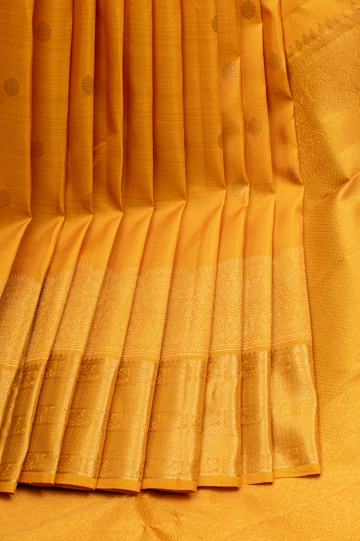 Yellow turning border  pure kanchipuram silk saree