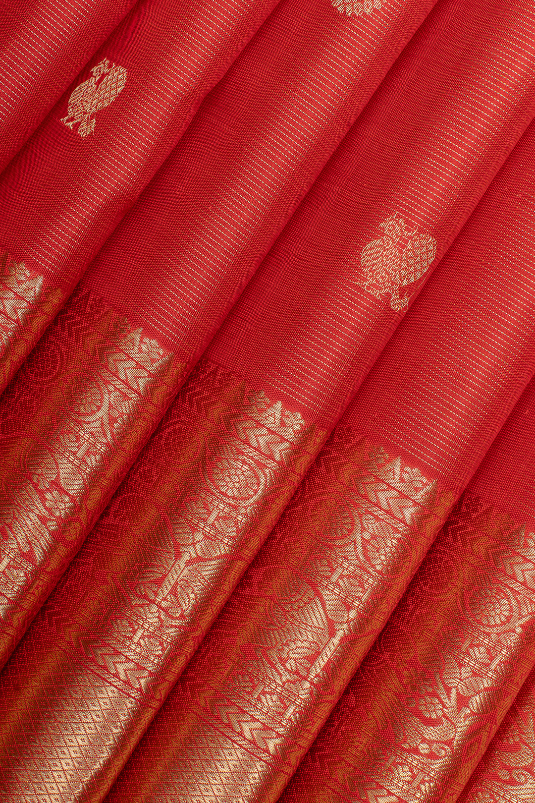 Red vairaoosi pure kanchipuram silk saree