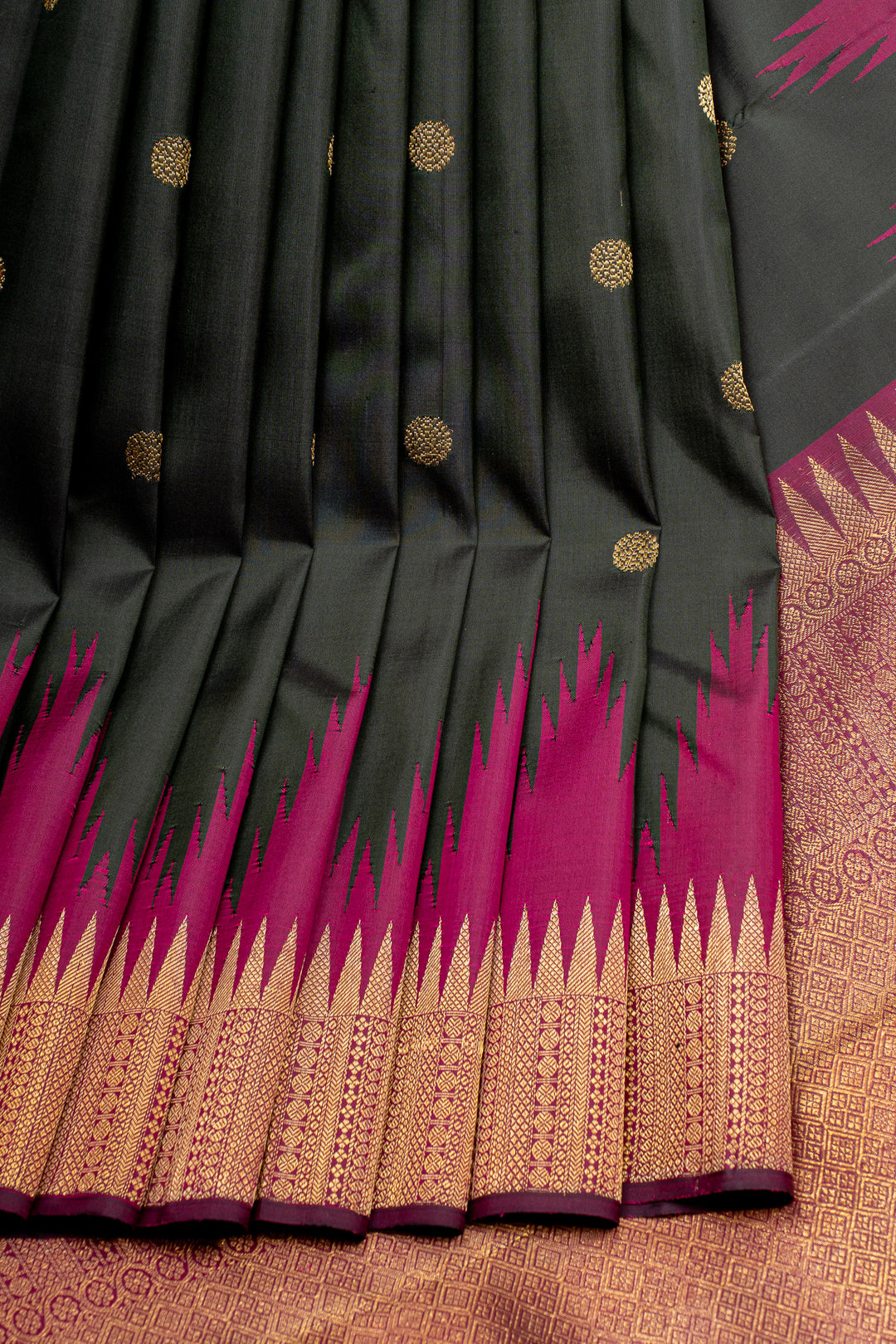 Bottle green temple border  pure kanchipuram silk saree