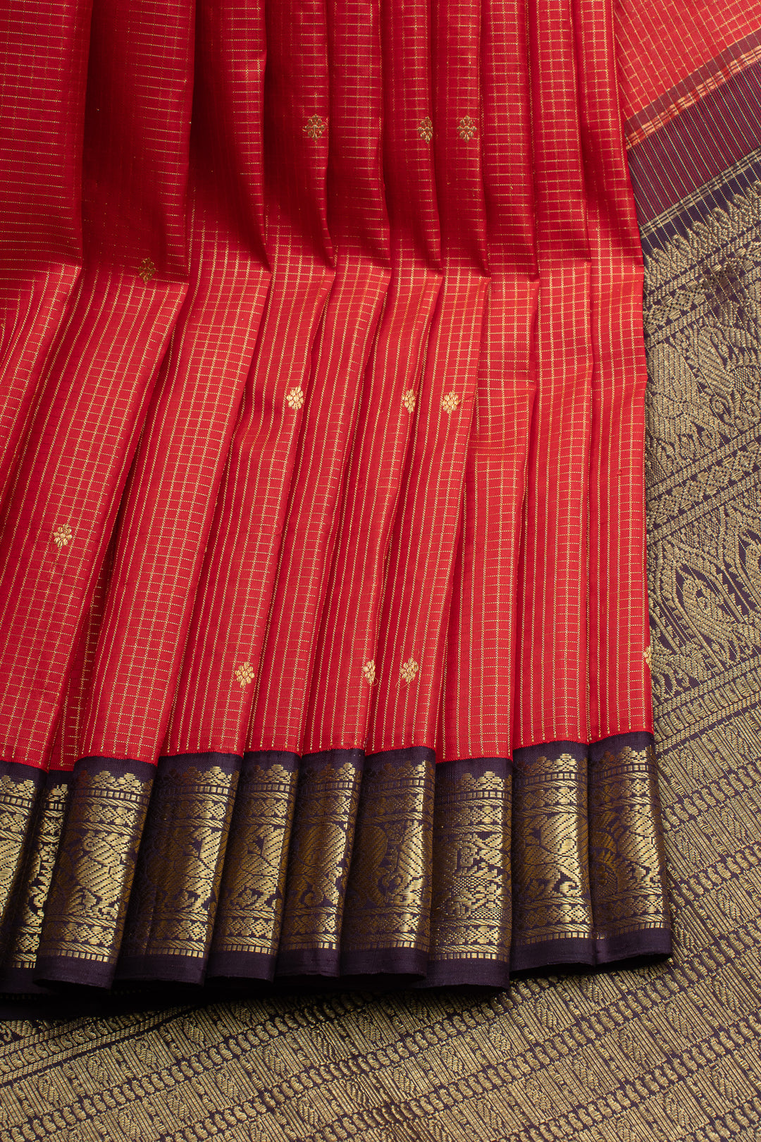 Red and brown vintage checks pure kanchipuram silk saree