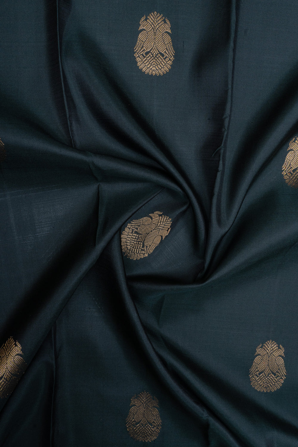 Forest Green  traditional pure kanchipuram silk saree