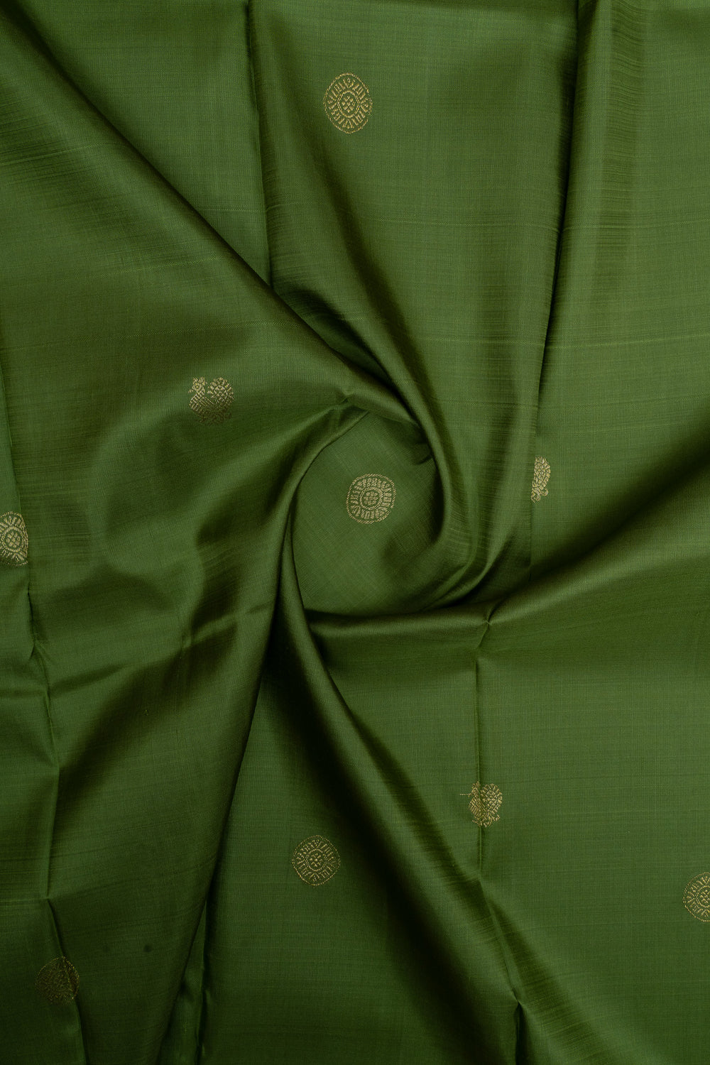 Mehendi green traditional pure kanchipuram silk saree