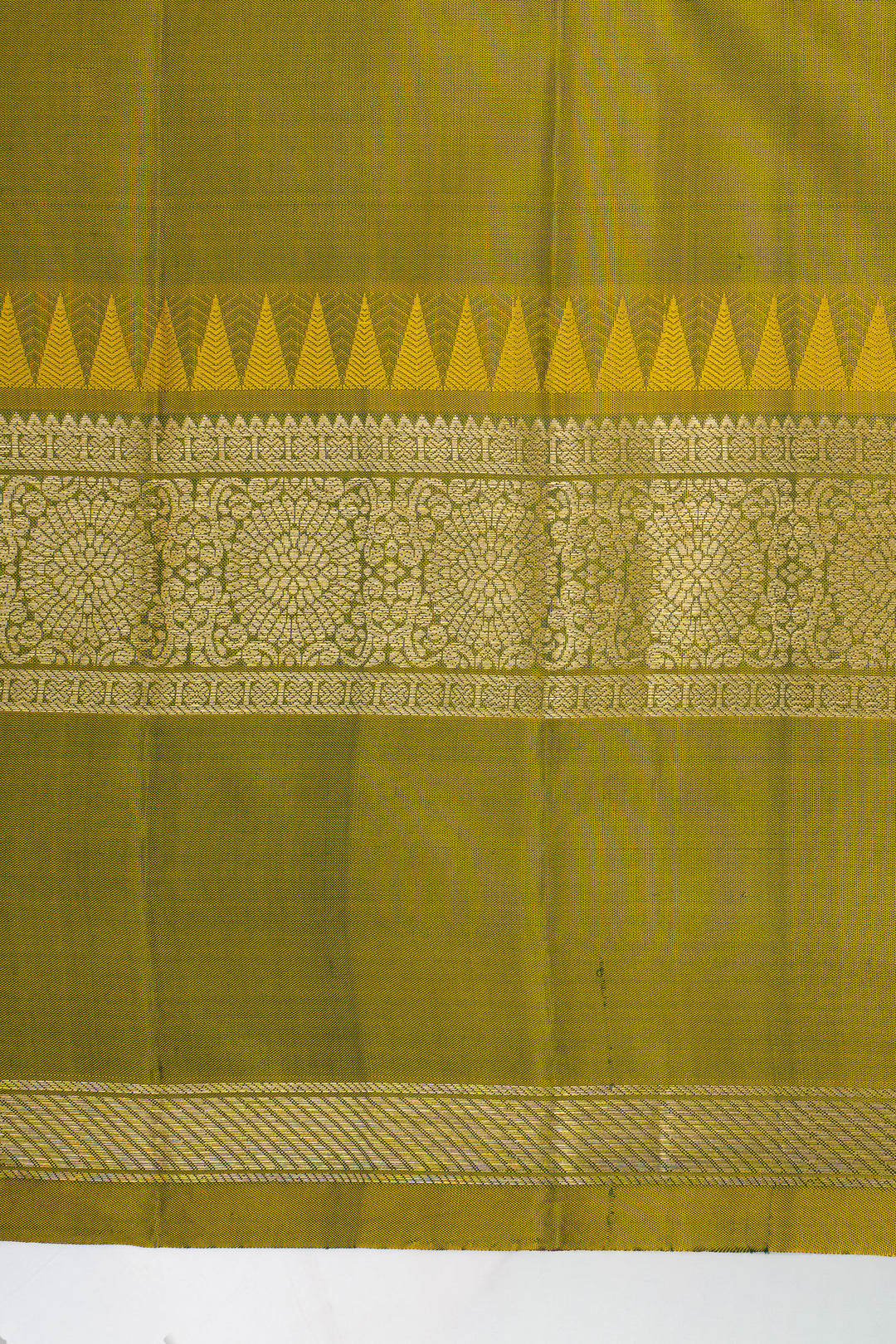 Bottle green traditional pure kanchipuram silk sare