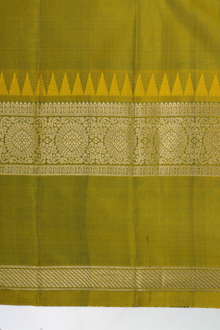 Bottle green traditional pure kanchipuram silk sare