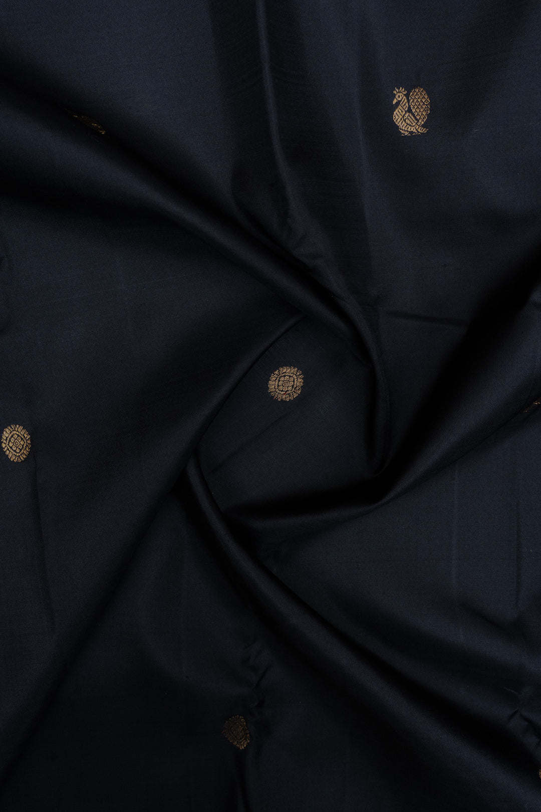 Black and ivory traditional pure kanchipuram silk saree