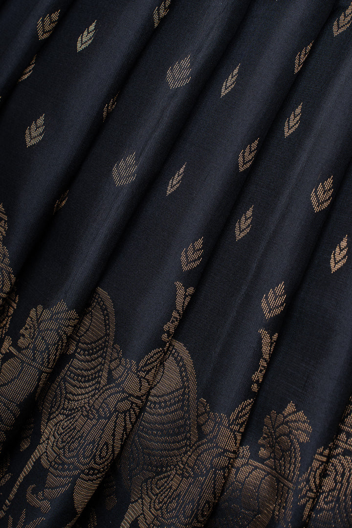 Black and gold turning border soft silk