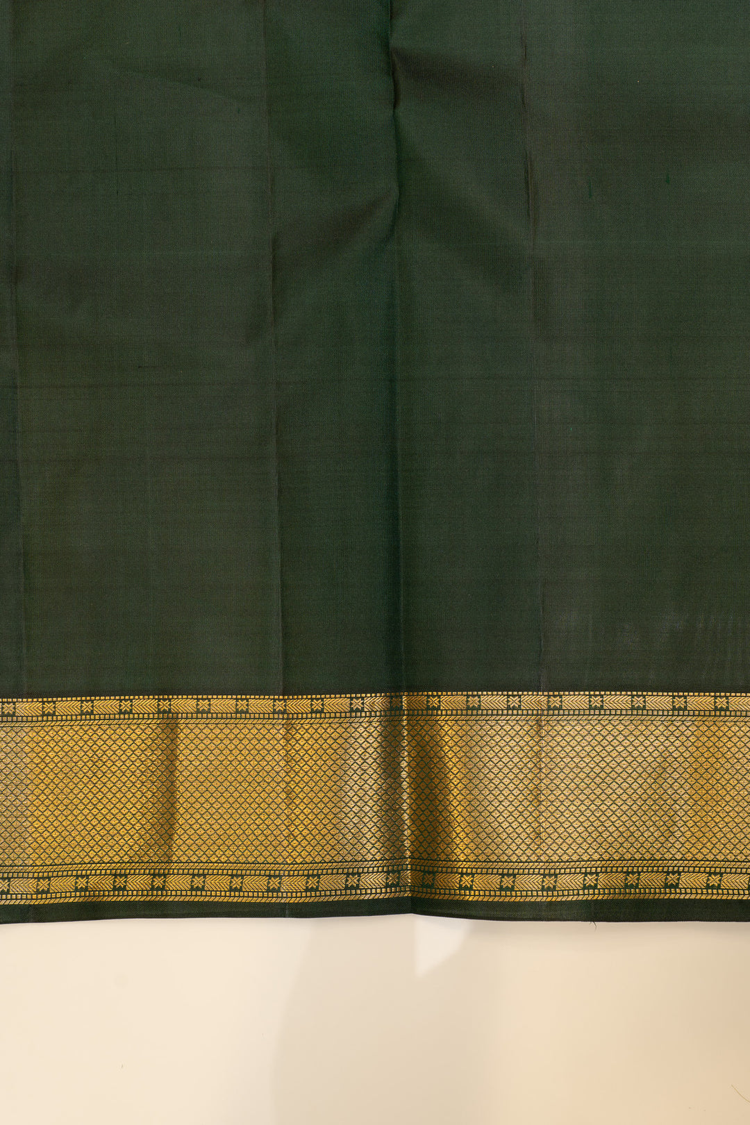 Bottle green traditional pure Kanchipuram silk saree