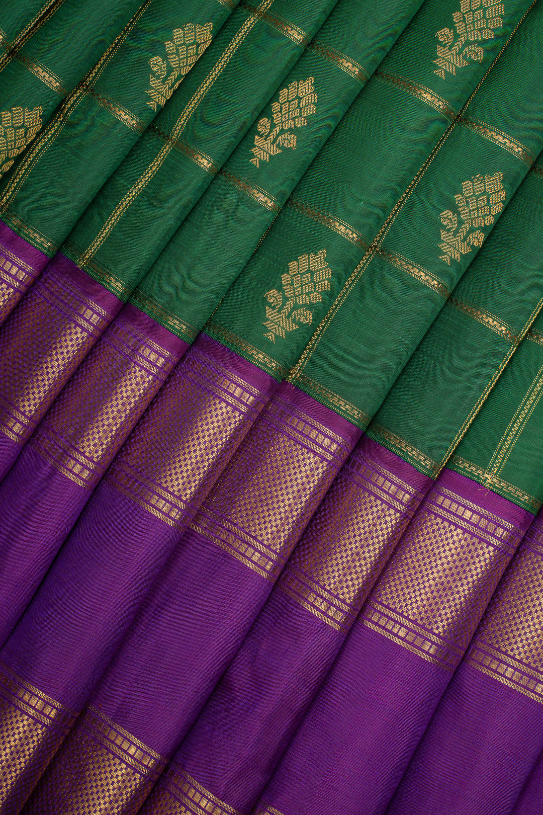 Emerald Green and Royal Purple Jamdani Checks Pure Kanchipuram Silk Saree