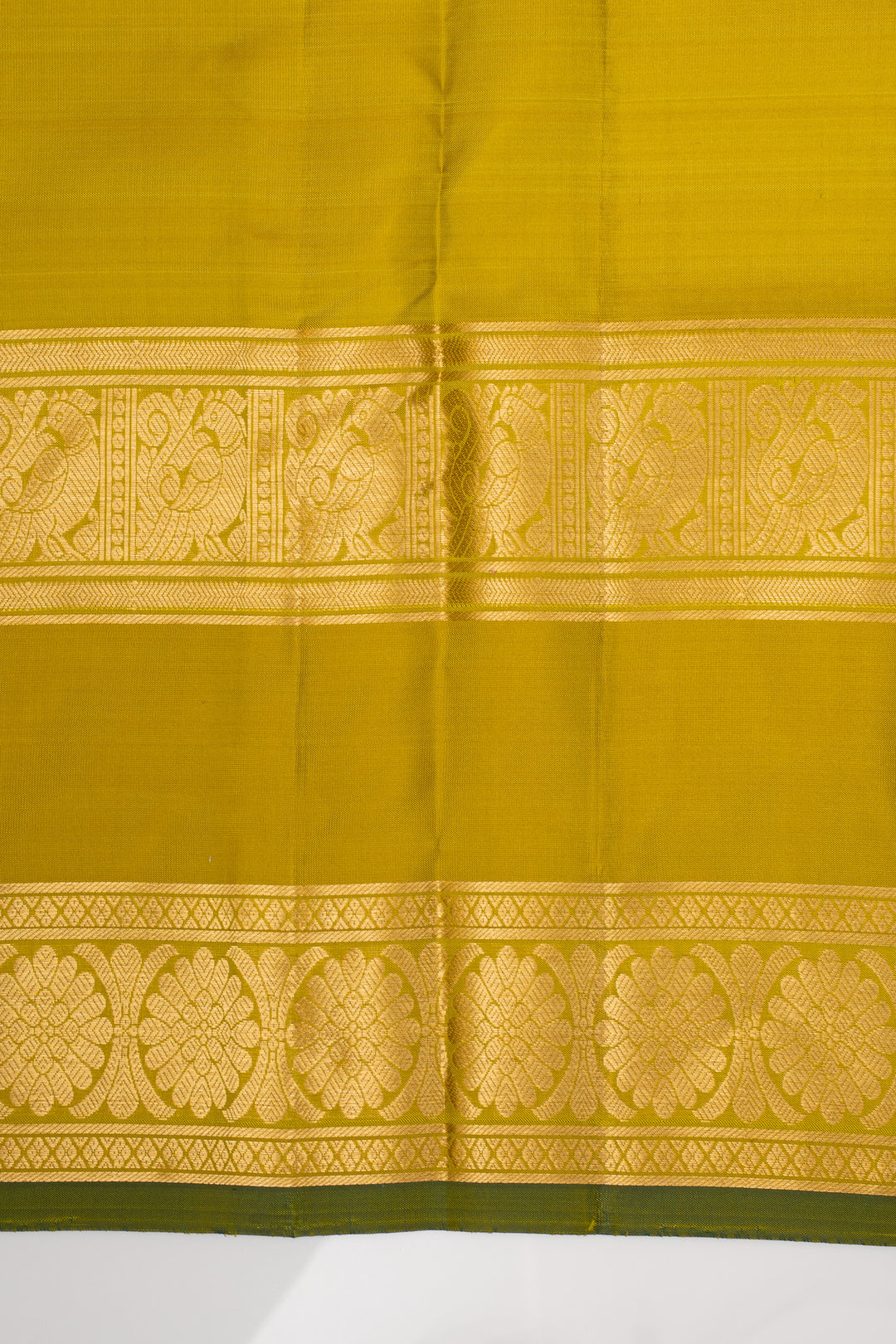 Mehandi Stripes Pure Kanchipuram Silk Saree