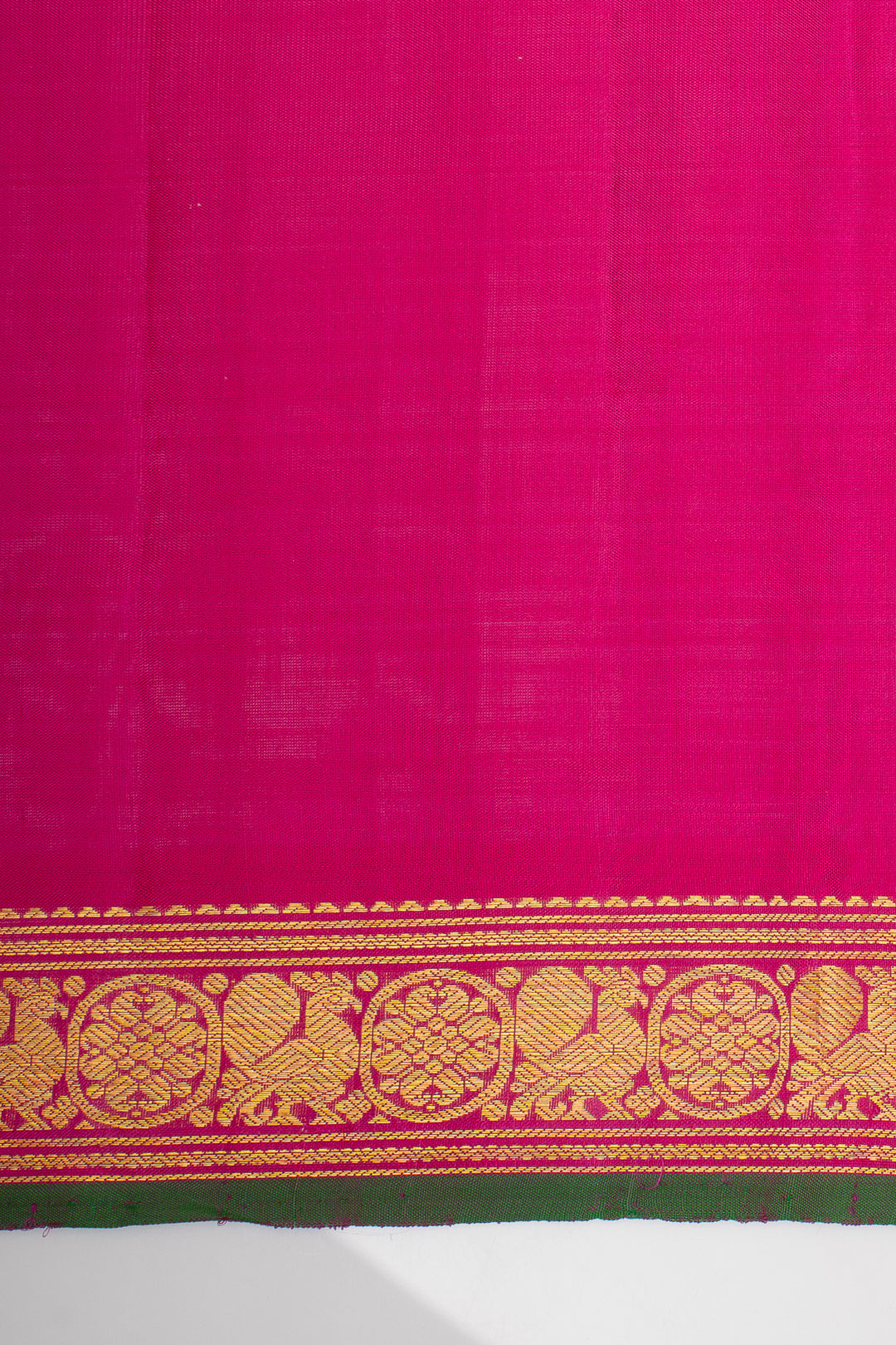 Rani Pink Malli Maggi Small Border Pure Kanchipuram Silk Saree