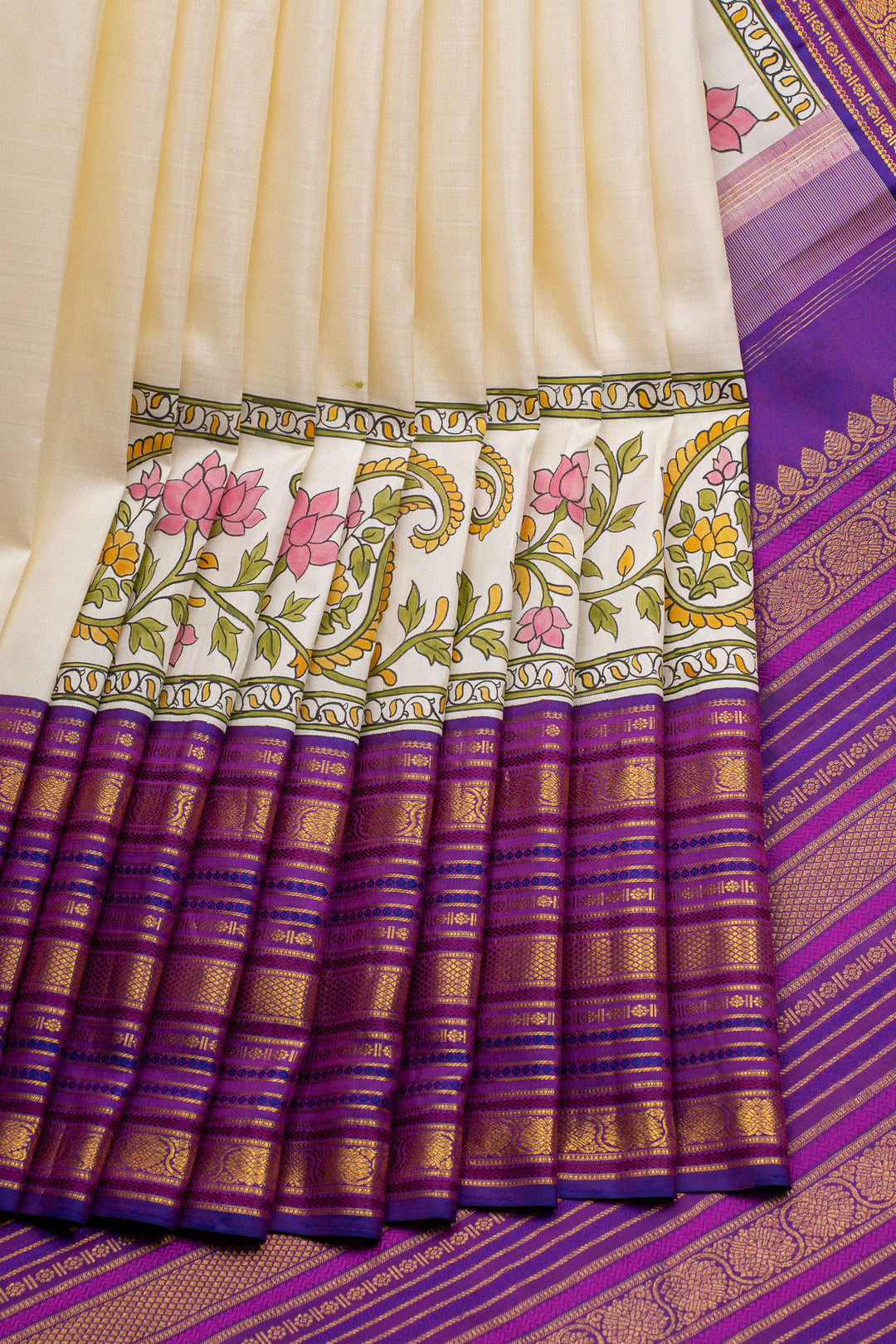 Beige &amp; Purple Handpainted Pure Kanchipuram Silk Saree