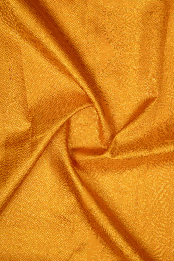 Pearl white and yellow turning border pure kanchipuram silk saree
