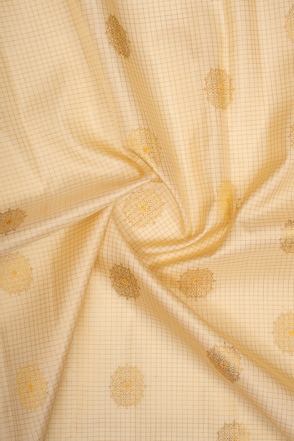 Pearl white and yellow turning border pure kanchipuram silk saree