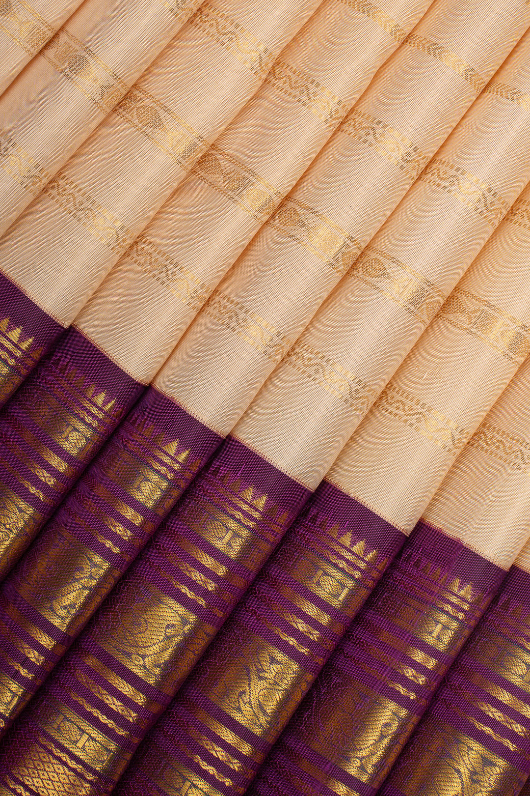 Off White &amp; Purple Neli Stripes Varisaipettu Pure Kanchipuram Silk Saree