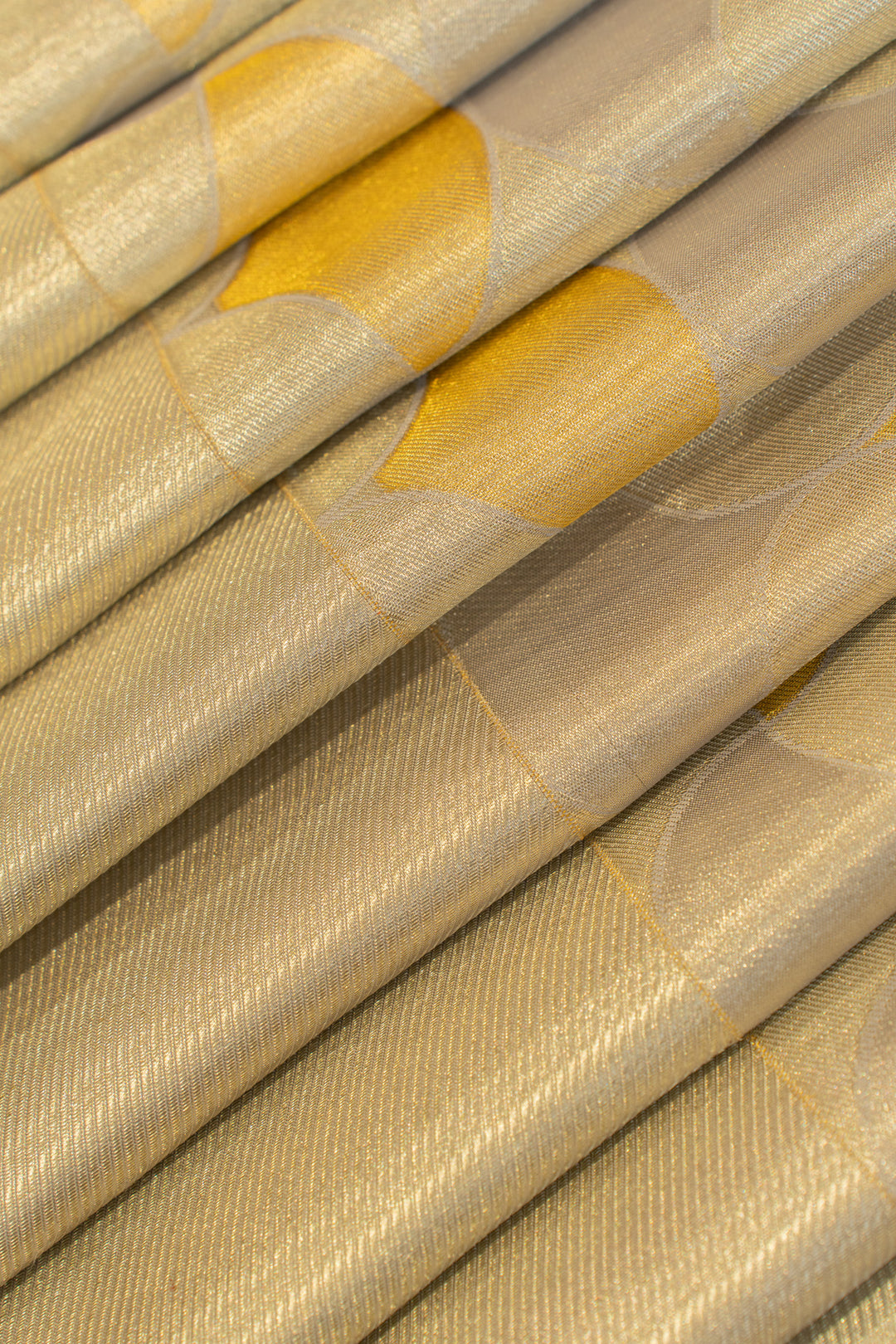 Silver and gold geometric tissue pure Kanchipuram silk saree