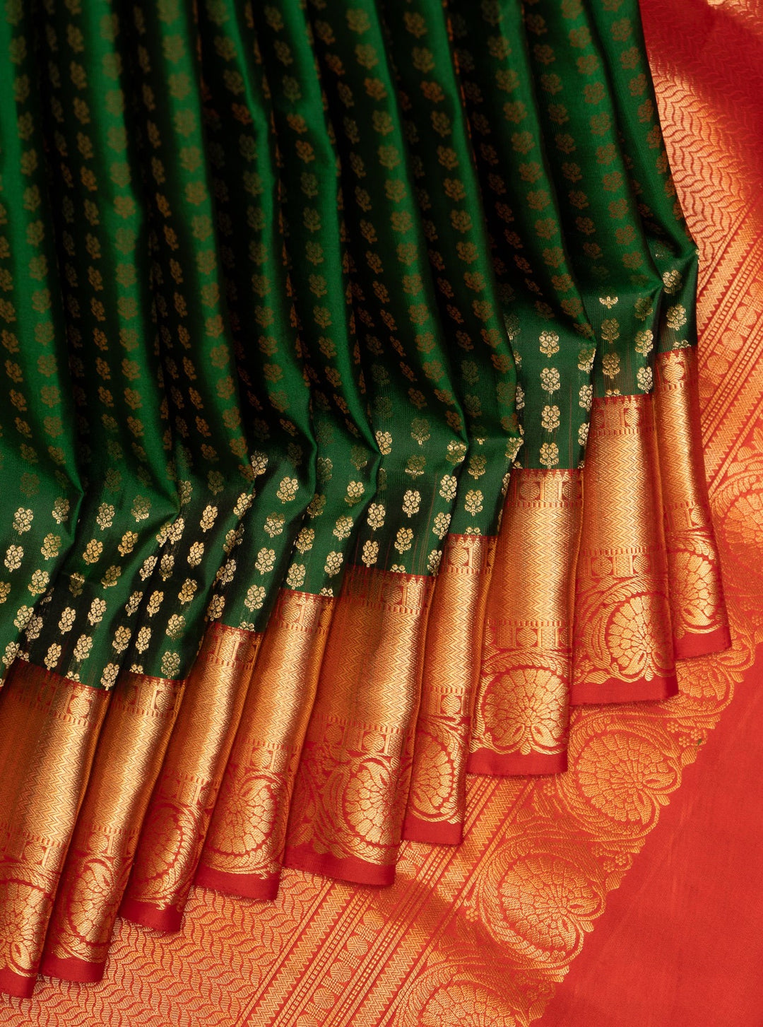 Bottle Green and Red Pure Kanchipuram Silk Saree - Clio Silks