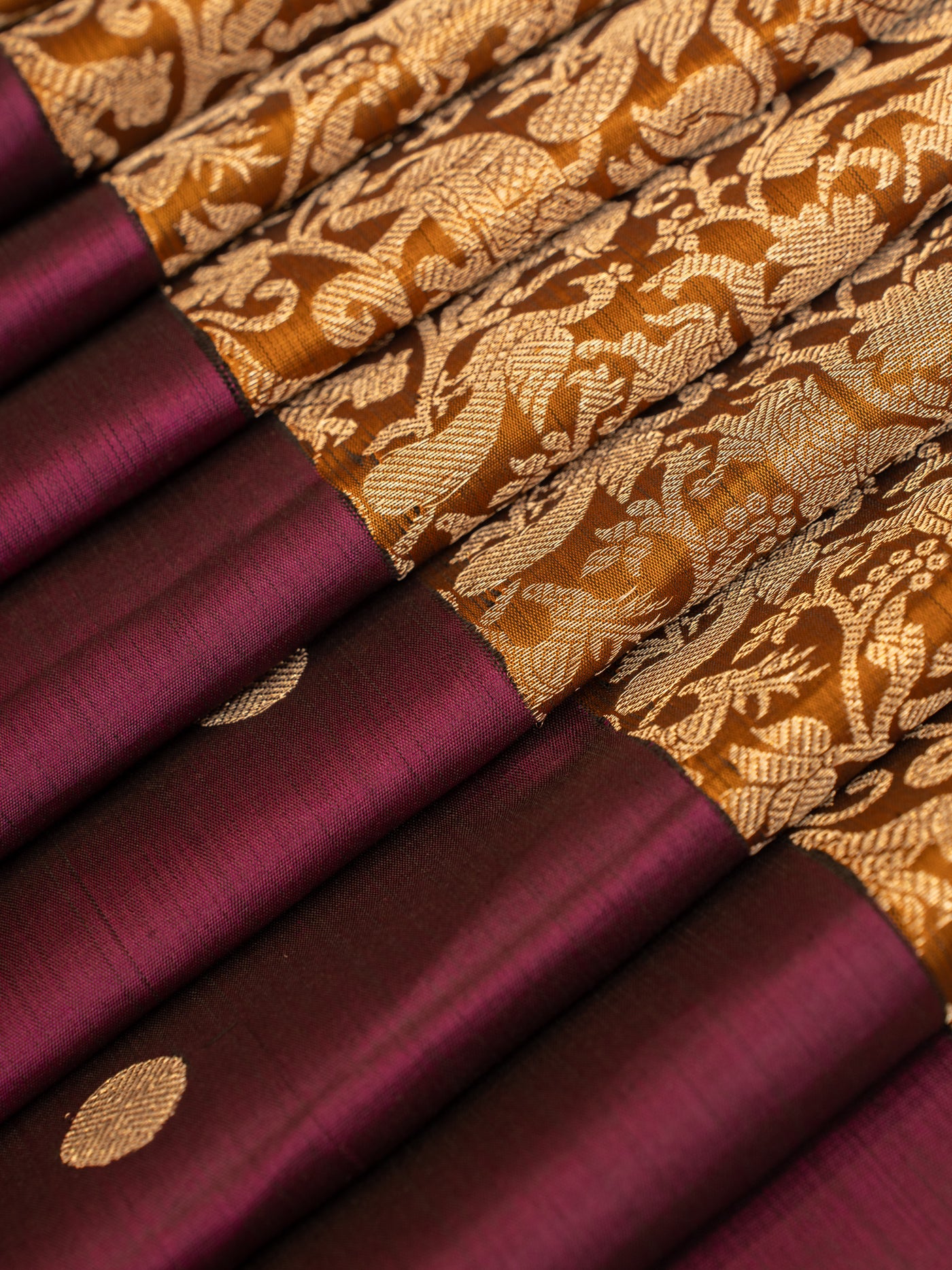 Amber gold vanasingaram pure Kanchipuram silk saree