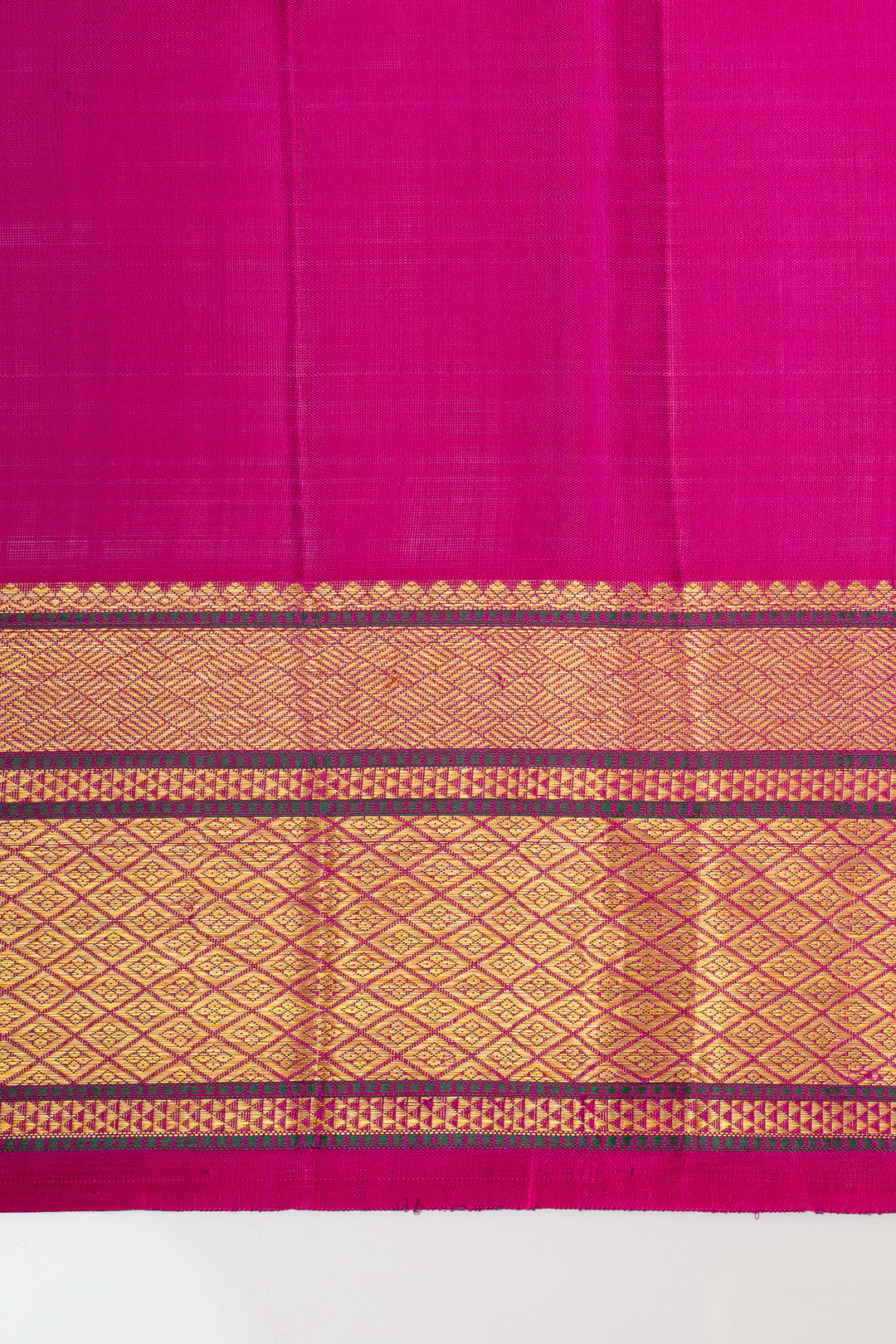 Magenta brocade pure kanchipuram silk saree