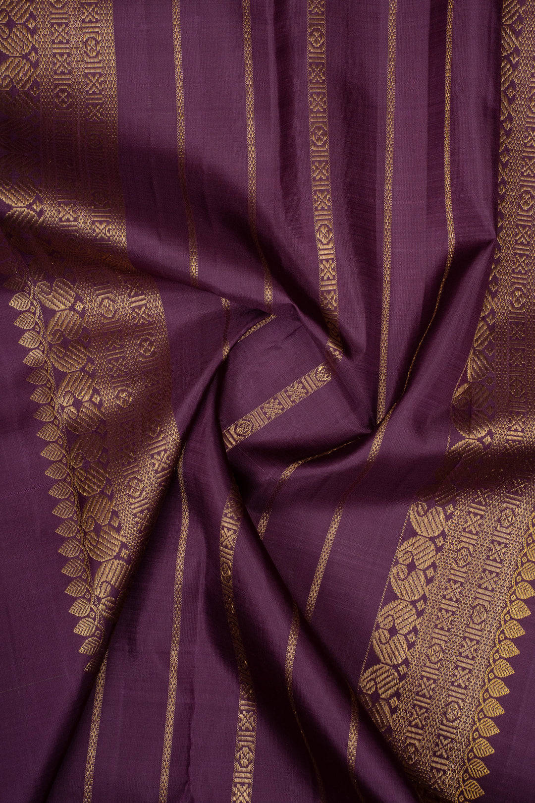 Parrot Green and Purple Rettai Pettu Pure Kanchipuram Silk Saree