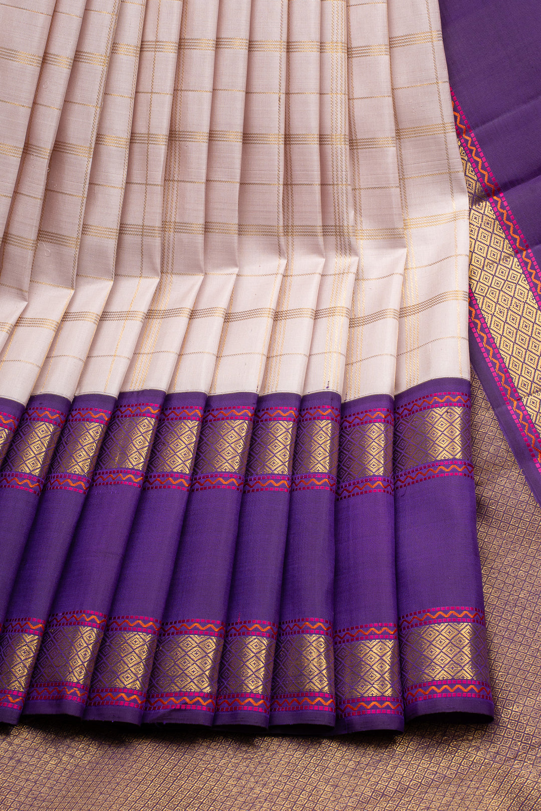 Light Cream and Purple Zari Checks Pure Kanchipuram Silk Saree