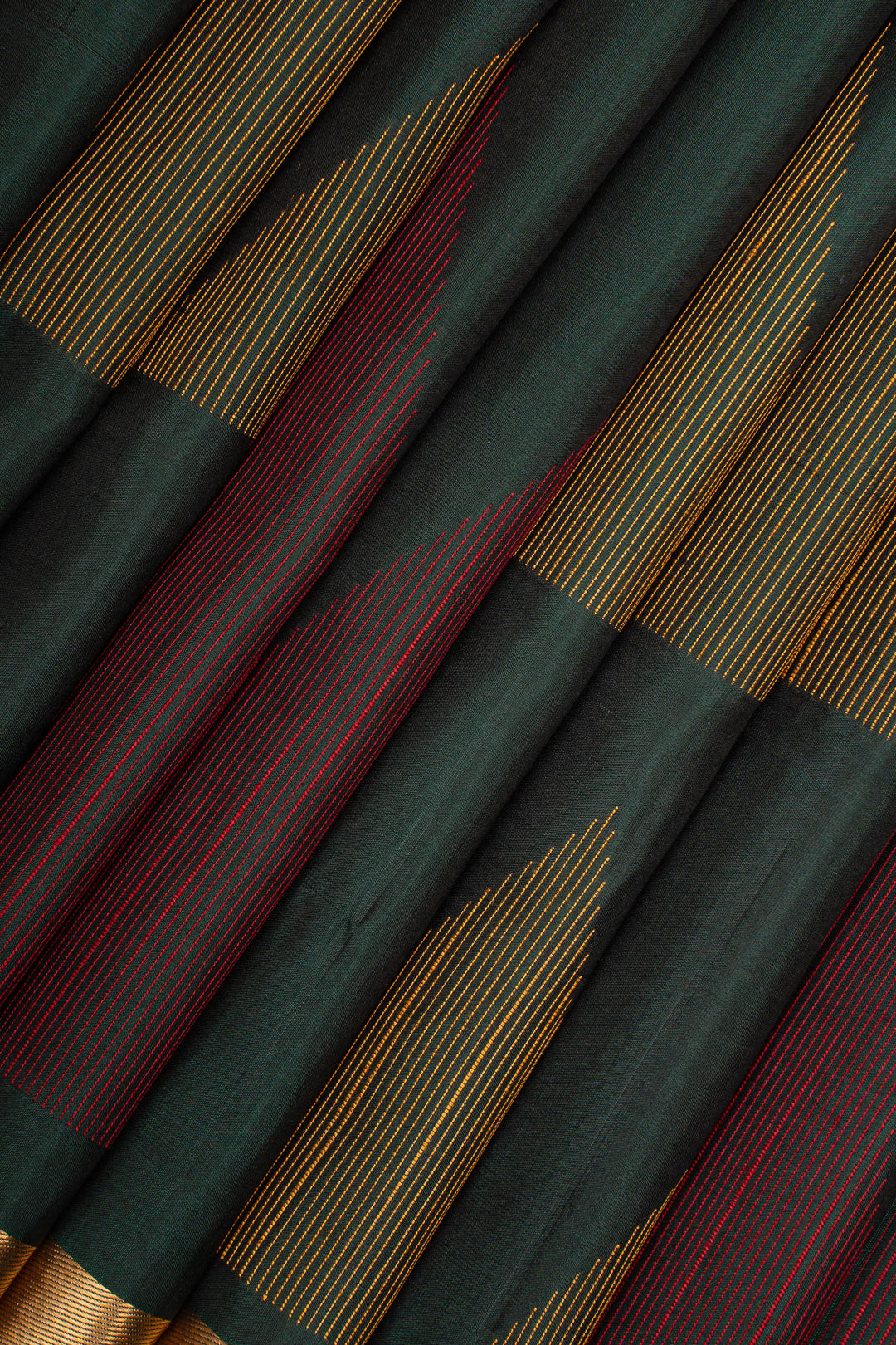 Bottle Green Threadwork Pure Soft Silk Saree
