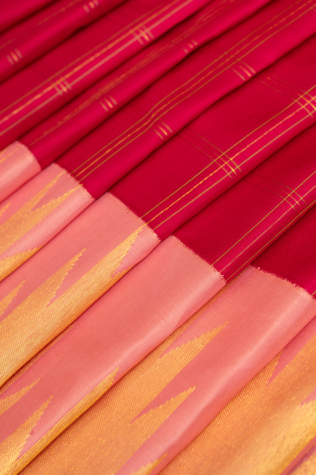 Magenta zari checks 8Kol pure Kanchipuram silk saree