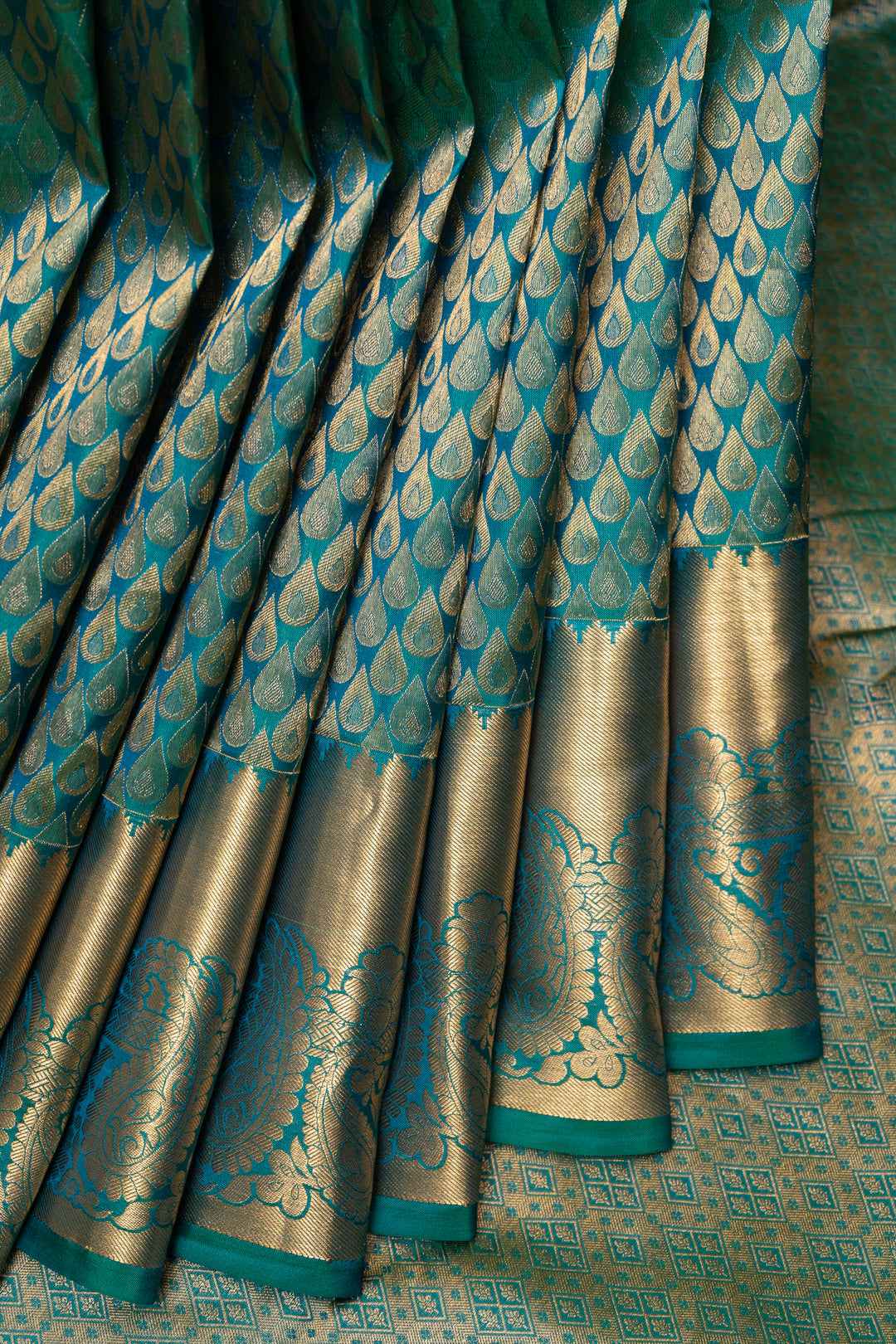 Peacock Blue Thilakam Brocade Pure Kanchipuram Silk Saree - Clio Silks
