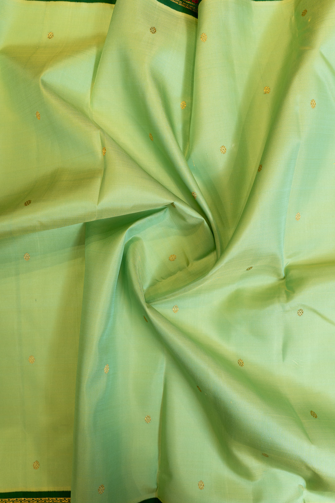 Rexona green and bottle green pure zari Varisaipettu Kanchipuram silk saree