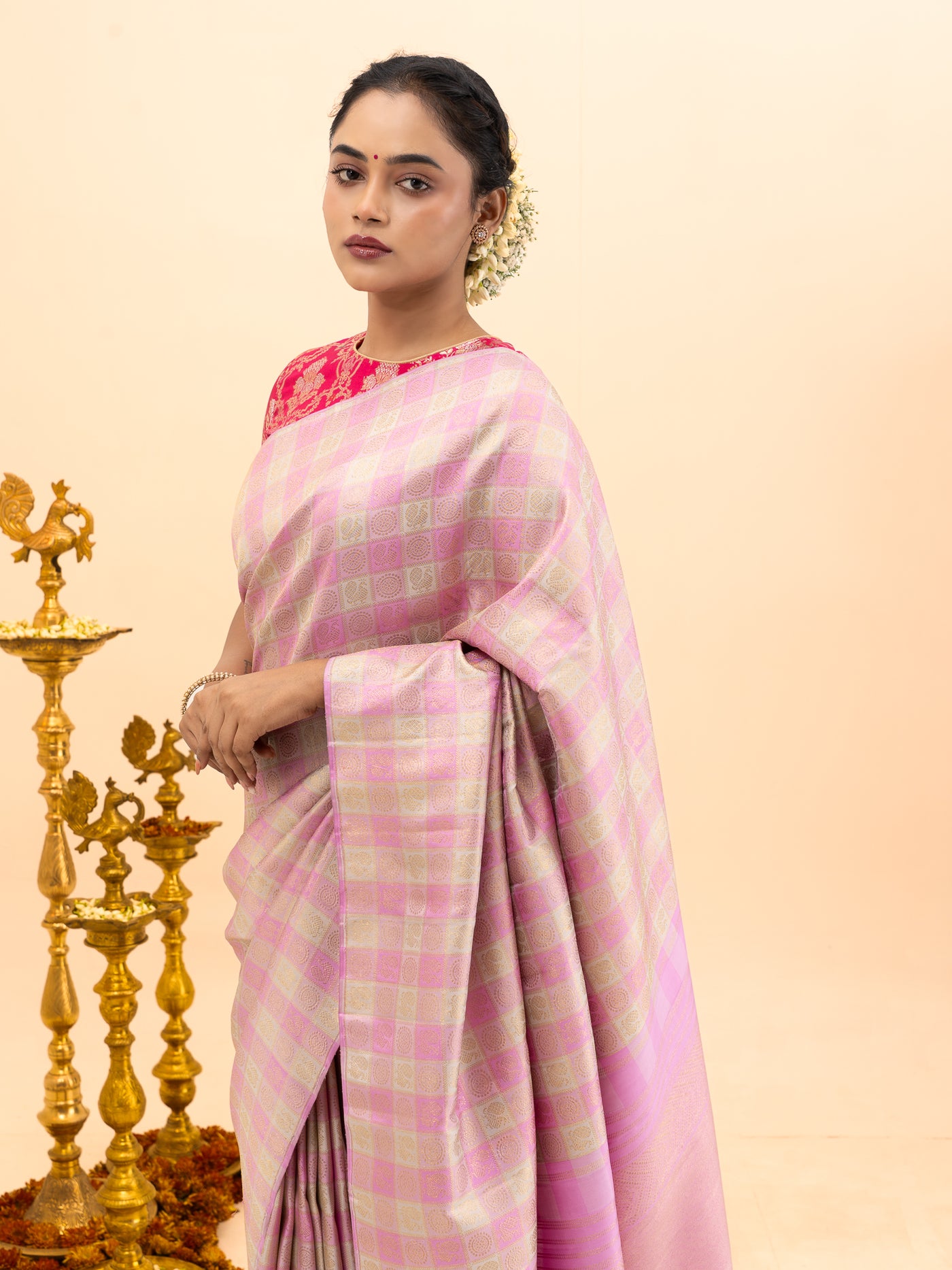 Lilac and Pastel Pink Borderless Checks Pure Kanjivaram Silk Saree