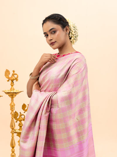 Lilac and Pastel Pink Borderless Checks Pure Kanjivaram Silk Saree