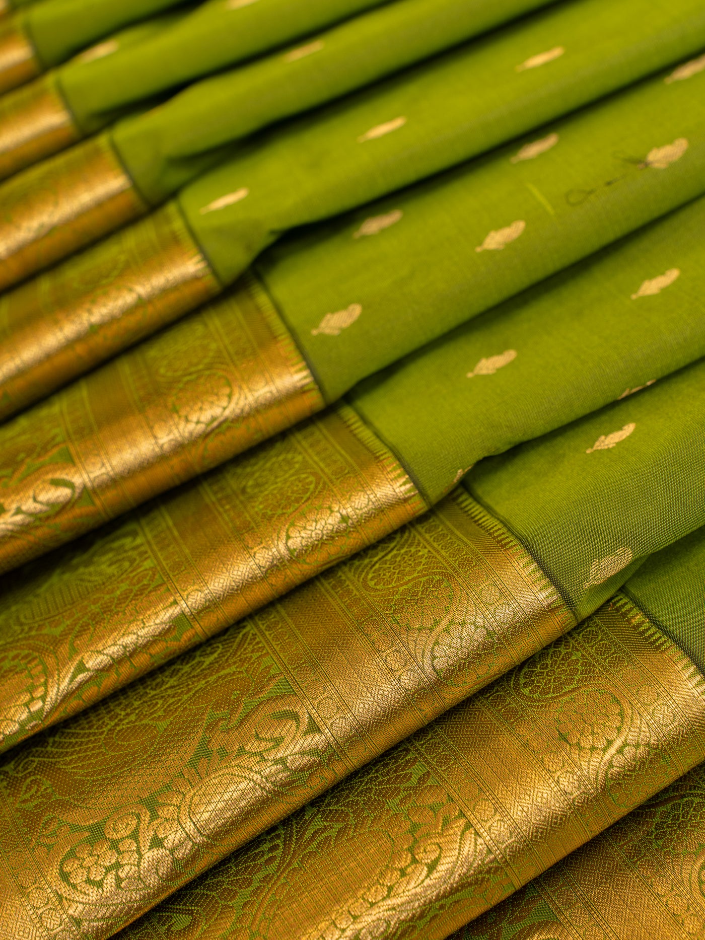 Mehendi green Kanchipuram silk saree