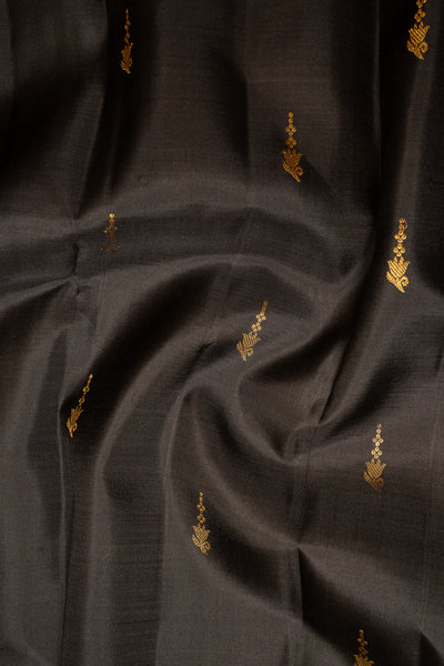 Classic Pure Kanchipuram Silk Saree: Exemplifying the epitome of elegance, this saree showcases rich craftsmanship and luxurious silk fabric, embodying timeless beauty and cultural heritage