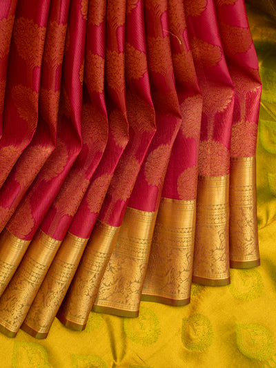 Magenta brocade Kanchipuram silk saree