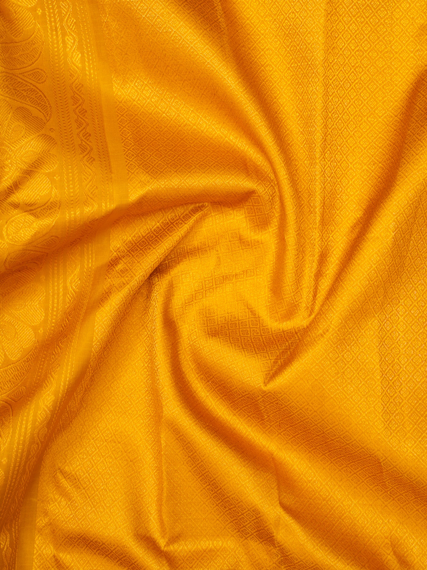 Off White and Yellow Pure Gadwal Silk Saree - Clio Silks