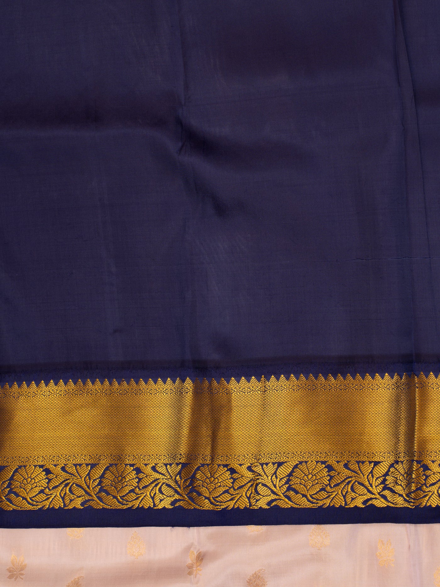 Lilac and blue traditional Kanchipuram silk Saree