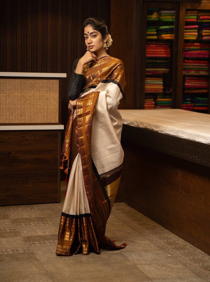 Champagne Cream and Maroon Pure Zari Kanchipuram Silk Saree - Clio Silks