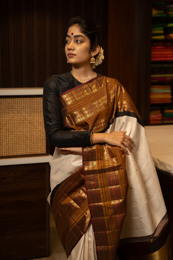 Champagne Cream and Maroon Pure Zari Kanchipuram Silk Saree - Clio Silks