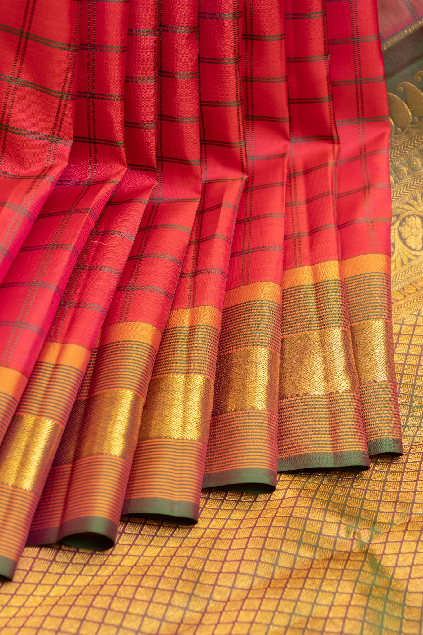 Magenta thread checks pure Kanchipuram silk saree